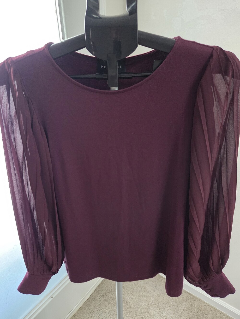 Premise Studio Burgundy Top Medium Sheer Pleated Chiffon Balloon Long Sleeve Kni